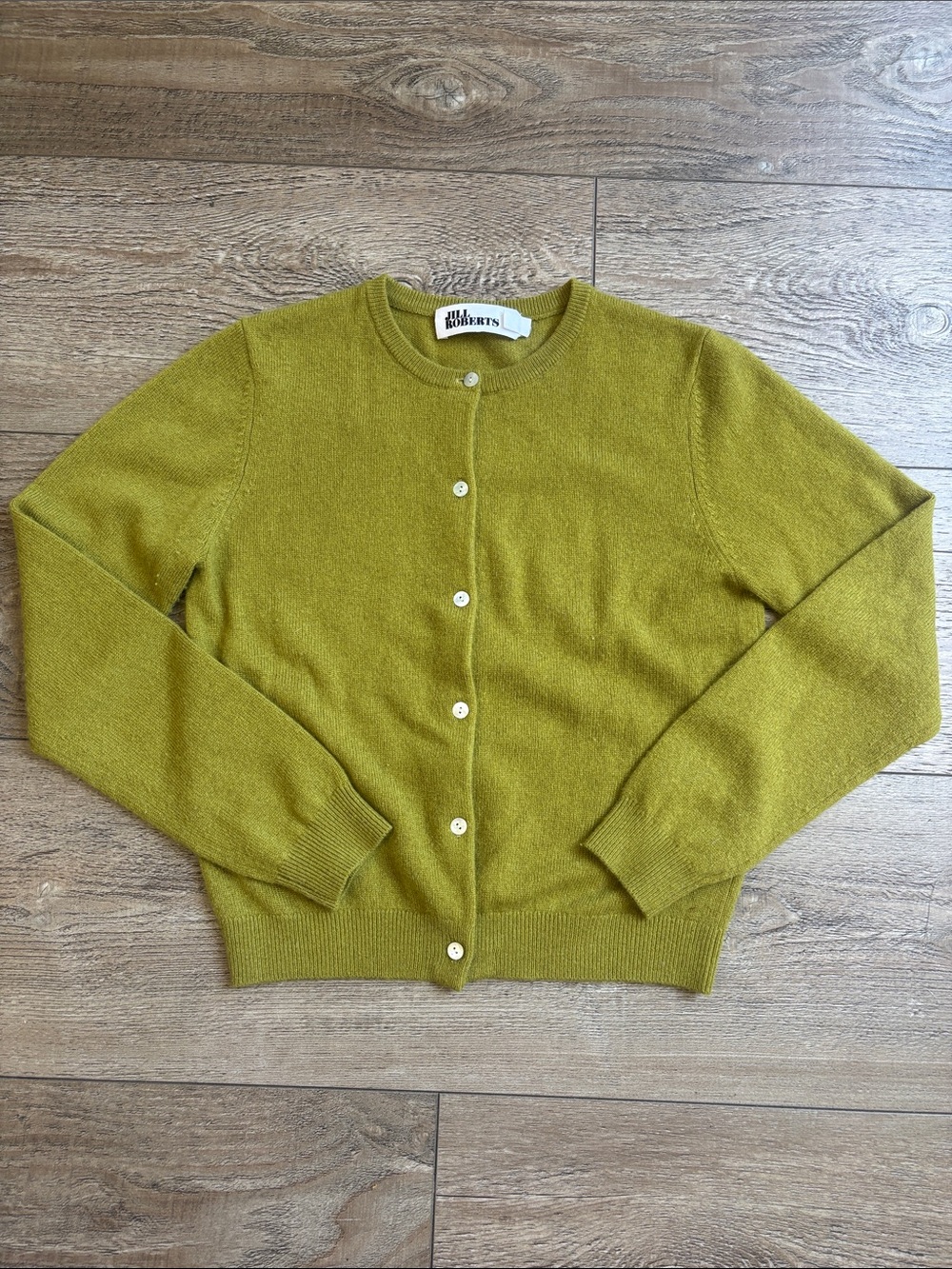 Jill Roberts Cashmere Olive Pea Puce Green Crewneck 100% Cashmere Cardigan